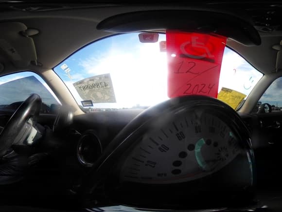 ✅ 2012 MINI Hardtop • VIN: WMWSU3C52CT264021 • Lot: 42896887. Wystawiony na IAAI z przebiegiem 156 666 mil. Bezpłatny archiwum sprzedaży aukcyjnych z USA i szczegółowy raport historii pojazdu na DreamBid. Zdjęcie 18.