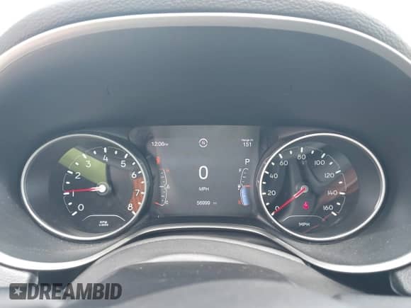 2021 Jeep Compass 80th Anniversary z VIN 3C4NJCEB6MT571564, wystawiony jako IAAI lot #42591643 z przebiegiem 56 999 mil mil oraz . Historia ofert i sprzedaży dostępna na DreamBid. Obrazek 7.