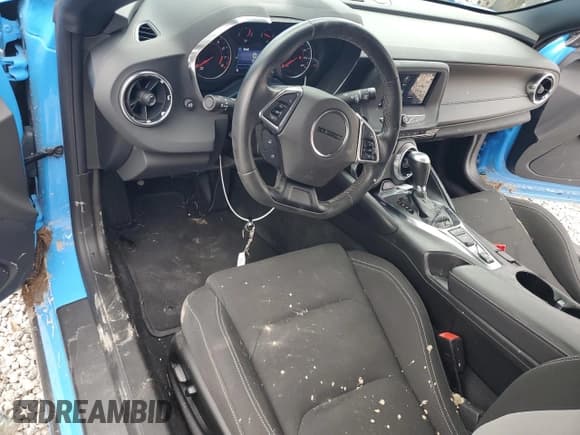 ✅ 2022 Chevrolet Camaro 1LT • VIN: 1G1FB3DX1N0128504 • Лот: 87809835. Опубликован ранее на Copart с пробегом 15 578 миль. Бесплатный доступ к архиву аукционных продаж из США и подробный отчёт об истории автомобиля на DreamBid. Изображение 8.