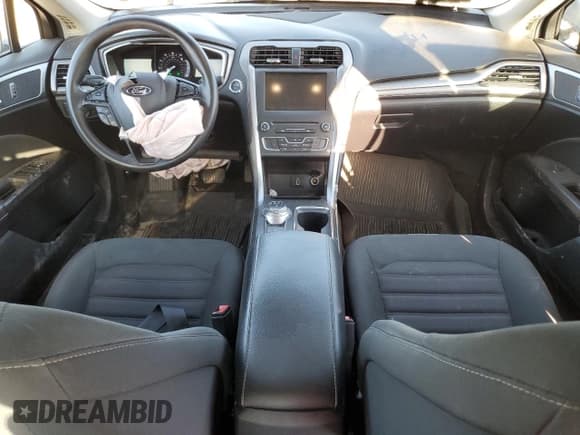 ✅ 2017 Ford Fusion SE • VIN: 3FA6P0HD1HR364703 • Lot: 70958245. Listed on Copart with Not provided. Free auction sales archive from the USA and detailed vehicle history report at DreamBid. Image 8.