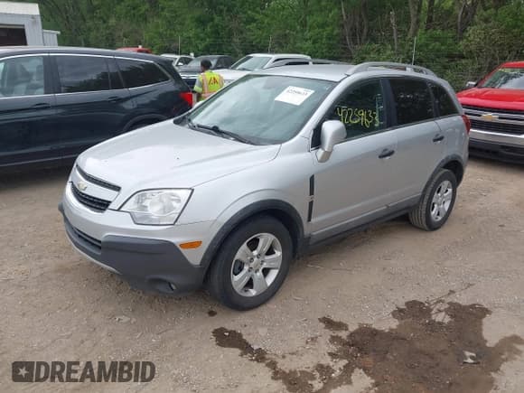 ✅ 2013 Chevrolet Captiva Sport LS • VIN: 3GNAL2EK3DS619554 • Lot: 42259633. Wystawiony na IAAI z przebiegiem 122 751 mil. Bezpłatny archiwum sprzedaży aukcyjnych z USA i szczegółowy raport historii pojazdu na DreamBid. Zdjęcie 2.