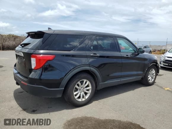 ✅ 2021 Ford Explorer • VIN: 1FMSK7BH2MGB60680 • Lot: 66037285. Wystawiony na Copart z przebiegiem 47 944 mil. Bezpłatny archiwum sprzedaży aukcyjnych z USA i szczegółowy raport historii pojazdu na DreamBid. Zdjęcie 3.