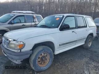 1996 Ford Explorer XL with VIN 1FMDU32X9TUD80918, listed as a Copart auction lot 42315095 with Not provided miles and Salvage title. Bid and sale history available at DreamBid. Image 1.