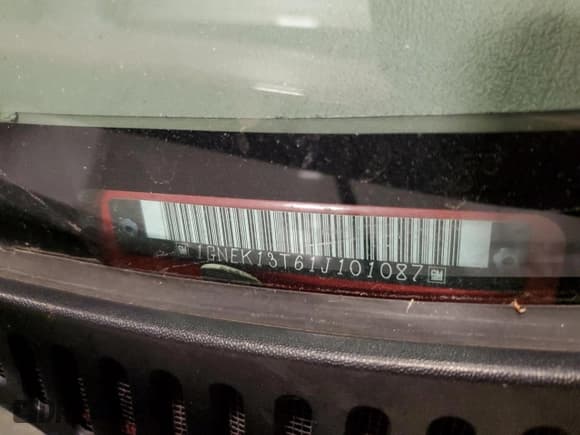 ✅ 2001 Chevrolet Tahoe LT • VIN: 1GNEK13T61J101087 • Lot: 80181385. Wystawiony na Copart z przebiegiem 194 210 mil. Bezpłatny archiwum sprzedaży aukcyjnych z USA i szczegółowy raport historii pojazdu na DreamBid. Zdjęcie 13.