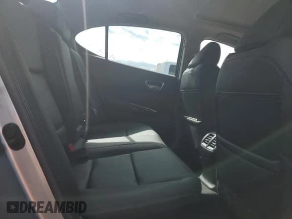 ✅ 2019 Acura TLX Technology • VIN: 19UUB1F53KA006376 • Lot: 82124295. Listed on Copart with 23,915 mi. Free auction sales archive from the USA and detailed vehicle history report at DreamBid. Image 7.