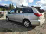 2005 Toyota Sienna LE z VIN 5TDZA23C25S327722, wystawiony jako Copart lot #81860835 z przebiegiem Nie podano mil oraz Szkoda całkowita • Salvage title. Historia ofert i sprzedaży dostępna na DreamBid. Obrazek 2.
