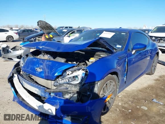 ✅ 2020 Subaru BRZ Limited • VIN: JF1ZCAC14L8700365 • Лот: 41419907. Опубликован ранее на IAAI с пробегом 64 854 миль. Бесплатный доступ к архиву аукционных продаж из США и подробный отчёт об истории автомобиля на DreamBid. Изображение 18.