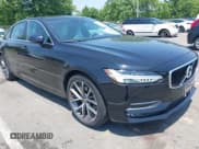 ✅ 2019 Volvo S90 Momentum • VIN: LVY102AK1KP079116 • Lot: 42422745. Wystawiony na IAAI z przebiegiem 17 087 mil. Bezpłatny archiwum sprzedaży aukcyjnych z USA i szczegółowy raport historii pojazdu na DreamBid. Zdjęcie 1.
