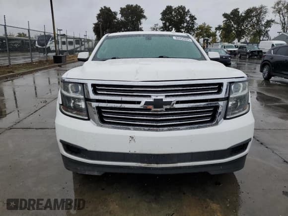 ✅ 2015 Chevrolet Tahoe LS • VIN: 1GNSKAEC9FR533813 • Lot: 82454825. Wystawiony na Copart z przebiegiem 97 157 mil. Bezpłatny archiwum sprzedaży aukcyjnych z USA i szczegółowy raport historii pojazdu na DreamBid. Zdjęcie 5.