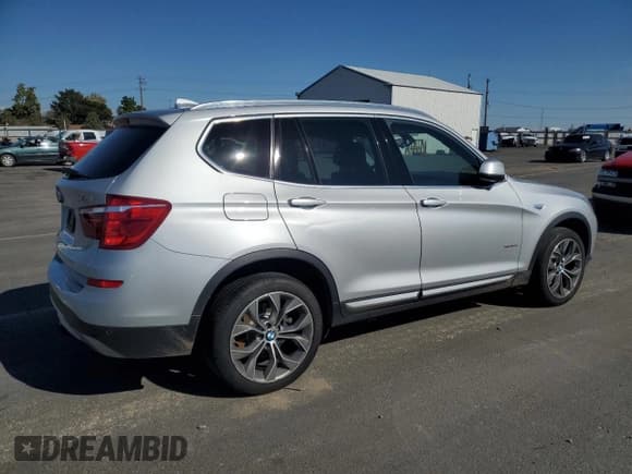 ✅ 2015 BMW X3 xDrive28i • VIN: 5UXWX9C55F0D53748 • Lot: 84928315. Wystawiony na Copart z przebiegiem 109 068 mil. Bezpłatny archiwum sprzedaży aukcyjnych z USA i szczegółowy raport historii pojazdu na DreamBid. Zdjęcie 3.