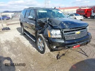 ✅ 2014 Chevrolet Suburban LTZ • VIN: 1GNSKKE70ER137678 • Lot: 41547064. Wystawiony na IAAI z przebiegiem 213 301 mil. Bezpłatny archiwum sprzedaży aukcyjnych z USA i szczegółowy raport historii pojazdu na DreamBid. Zdjęcie 1.