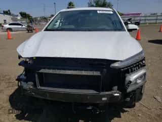 2019 Hyundai Kona SEL z VIN KM8K22AA0KU323705, wystawiony jako Copart lot #61022583 z przebiegiem 34 556 mil mil oraz . Historia ofert i sprzedaży dostępna na DreamBid. Obrazek 5.