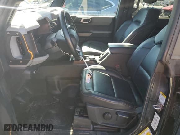 ✅ 2021 Ford Bronco • VIN: 1FMEE5DP8MLA67974 • Lot: 90499465. Wystawiony na Copart z przebiegiem 57 575 mil. Bezpłatny archiwum sprzedaży aukcyjnych z USA i szczegółowy raport historii pojazdu na DreamBid. Zdjęcie 7.