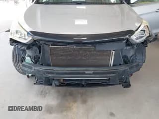 ✅ 2014 Hyundai Santa Fe • VIN: 5XYZU3LB1EG186577 • Лот: 43011637. Опубликован ранее на IAAI с пробегом 188 209 миль. Бесплатный доступ к архиву аукционных продаж из США и подробный отчёт об истории автомобиля на DreamBid. Изображение 6.