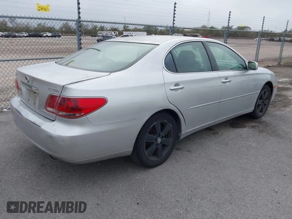 ✅ 2005 Lexus ES 350 • VIN: JTHBA30G455110482 • Lot: 43834386. Wystawiony na IAAI z przebiegiem Nie podano. Bezpłatny archiwum sprzedaży aukcyjnych z USA i szczegółowy raport historii pojazdu na DreamBid. Zdjęcie 4.
