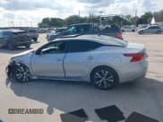✅ 2017 Nissan Maxima SV • VIN: 1N4AA6AP9HC447958 • Lot: 41514534. Wystawiony na IAAI z przebiegiem 79 627 mil. Bezpłatny archiwum sprzedaży aukcyjnych z USA i szczegółowy raport historii pojazdu na DreamBid. Zdjęcie 14.