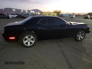 ✅ 2012 Dodge Challenger SXT • VIN: 2C3CDYAG9CH268285 • Lot: 82050394. Wystawiony na Copart z przebiegiem 105 141 mil. Bezpłatny archiwum sprzedaży aukcyjnych z USA i szczegółowy raport historii pojazdu na DreamBid. Zdjęcie 3.