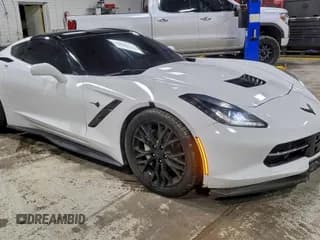✅ 2015 Chevrolet Corvette 1LT • VIN: 1G1YB2D7XF5117802 • Lot: 96022475. Wystawiony na Copart z przebiegiem 54 182 mil. Bezpłatny archiwum sprzedaży aukcyjnych z USA i szczegółowy raport historii pojazdu na DreamBid. Zdjęcie 1.