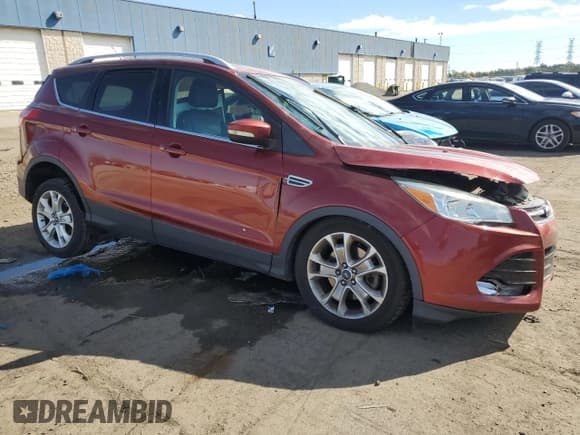 ✅ 2016 Ford Escape Titanium • VIN: 1FMCU9JX7GUB42426 • Lot: 84776005. Listed on Copart with 45,888 mi. Free auction sales archive from the USA and detailed vehicle history report at DreamBid. Image 4.