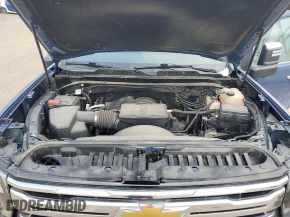 ✅ 2024 Chevrolet Silverado 2500HD LTZ • VIN: 2GC4YPE7XR1168464 • Lot: 67736125. Listed on Copart with 19,295 mi. Free auction sales archive from the USA and detailed vehicle history report at DreamBid. Image 11.