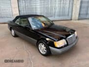 ✅ 1995 Mercedes-Benz E 320 • VIN: WDBEA66E8SC239370 • Lot: 55871605. Listed on Copart with 119,102 mi. Free auction sales archive from the USA and detailed vehicle history report at DreamBid. Image 14.