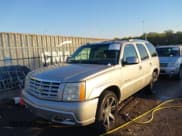 ✅ 2005 Cadillac Escalade • VIN: 1GYEC63T65R187893 • Lot: 43636319. Wystawiony na IAAI z przebiegiem 264 270 mil. Bezpłatny archiwum sprzedaży aukcyjnych z USA i szczegółowy raport historii pojazdu na DreamBid. Zdjęcie 6.