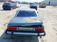 ✅ 1989 Mercedes-Benz 560 SL • VIN: WDBBA48DXKA092637 • Лот: 42573093. Опубликован ранее на IAAI с пробегом 104 740 миль. Бесплатный доступ к архиву аукционных продаж из США и подробный отчёт об истории автомобиля на DreamBid. Изображение 6.