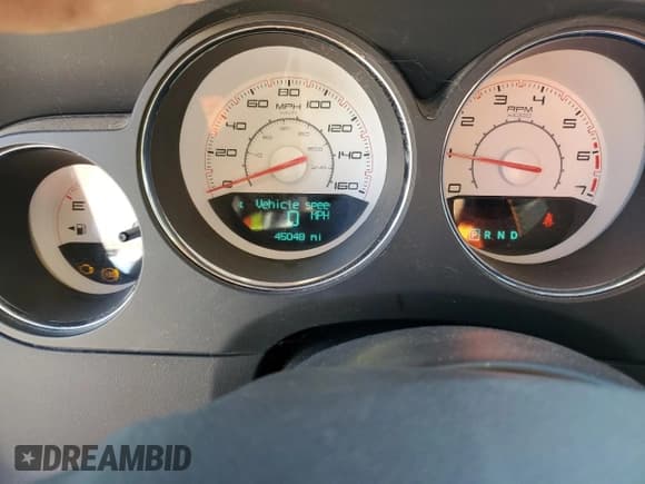 ✅ 2013 Dodge Challenger R/T Classic • VIN: 2C3CDYBT5DH652366 • Lot: 90878335. Wystawiony na Copart z przebiegiem 45 048 mil. Bezpłatny archiwum sprzedaży aukcyjnych z USA i szczegółowy raport historii pojazdu na DreamBid. Zdjęcie 9.