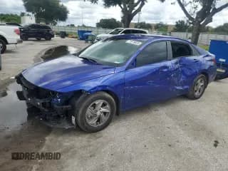 ✅ 2024 Hyundai Elantra SE • VIN: KMHLL4DG5RU835614 • Lot: 71979025. Listed on Copart with 22,874 mi. Free auction sales archive from the USA and detailed vehicle history report at DreamBid. Image 1.