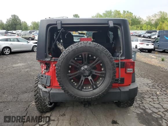 ✅ 2011 Jeep Wrangler Unlimited Rubicon • VIN: 1J4BA6H18BL593723 • Lot: 71124345. Listed on Copart with 89,974 mi. Free auction sales archive from the USA and detailed vehicle history report at DreamBid. Image 6.