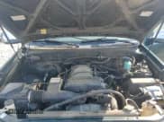 ✅ 2002 Toyota Tundra SR5 • VIN: 5TBRT34142S324810 • Lot: 81401375. Wystawiony na Copart z przebiegiem 176 737 mil. Bezpłatny archiwum sprzedaży aukcyjnych z USA i szczegółowy raport historii pojazdu na DreamBid. Zdjęcie 11.