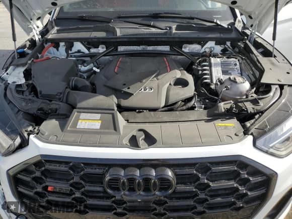 ✅ 2023 Audi SQ5 Sportback Premium Plus • VIN: WA124AFY3P2032515 • Лот: 84814574. Опубликован ранее на Copart с пробегом 17 901 миль. Бесплатный доступ к архиву аукционных продаж из США и подробный отчёт об истории автомобиля на DreamBid. Изображение 13.