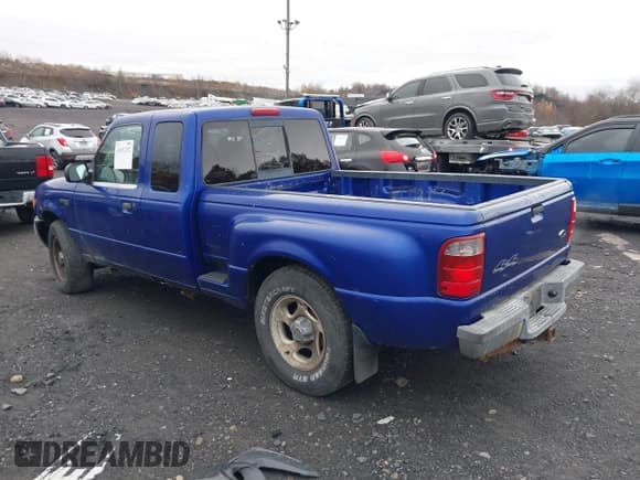 ✅ 2003 Ford Ranger XL Fleet • VIN: 1FTZR45E13PB84188 • Lot: 43651252. Wystawiony na IAAI z przebiegiem 195 664 mil. Bezpłatny archiwum sprzedaży aukcyjnych z USA i szczegółowy raport historii pojazdu na DreamBid. Zdjęcie 3.