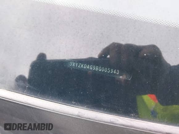 2011 Hyundai Santa Fe Limited с VIN 5XYZKDAG9BG005943, выставлен на аукционе IAAI как лот 43448357 с пробегом 221 315 миль миль и . История ставок и продаж доступна на DreamBid. Изображение 12.