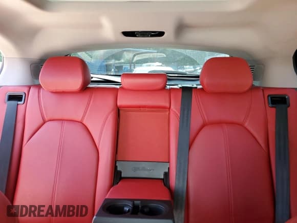 ✅ 2018 Alfa Romeo Stelvio Ti • VIN: ZASFAKBN3J7C26917 • Лот: 68810165. Опубликован ранее на Copart с пробегом 72 925 миль. Бесплатный доступ к архиву аукционных продаж из США и подробный отчёт об истории автомобиля на DreamBid. Изображение 10.