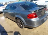 ✅ 2013 Dodge Avenger SE V6 • VIN: 1C3CDZAG5DN657536 • Лот: 43589510. Опубликован ранее на IAAI с пробегом 239 751 миль. Бесплатный доступ к архиву аукционных продаж из США и подробный отчёт об истории автомобиля на DreamBid. Изображение 3.