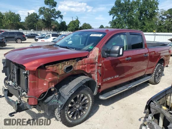 ✅ 2018 Nissan Titan Platinum Reserve • VIN: 1N6BA1F49JN520687 • Lot: 69172075. Wystawiony na Copart z przebiegiem 111 557 mil. Bezpłatny archiwum sprzedaży aukcyjnych z USA i szczegółowy raport historii pojazdu na DreamBid. Zdjęcie 1.