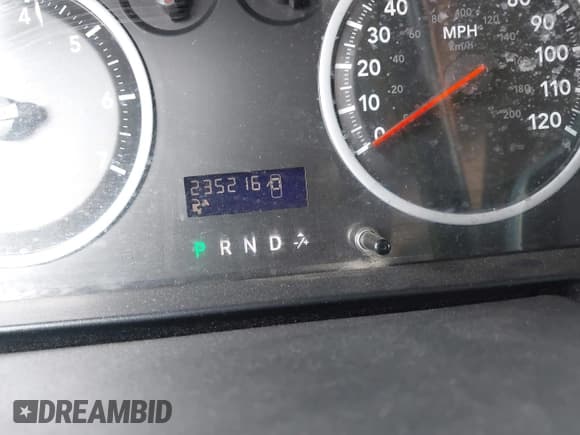 ✅ 2010 Dodge 1500 ST • VIN: 3D7JB1EK8AG105144 • Lot: 42180506. Wystawiony na IAAI z przebiegiem 235 126 mil. Bezpłatny archiwum sprzedaży aukcyjnych z USA i szczegółowy raport historii pojazdu na DreamBid. Zdjęcie 7.