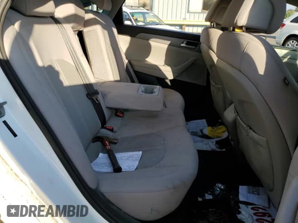 ✅ 2015 Hyundai Sonata SE • VIN: 5NPE24AF0FH069812 • Lot: 63928512. Listed on Copart with Not provided. Free auction sales archive from the USA and detailed vehicle history report at DreamBid. Image 6.