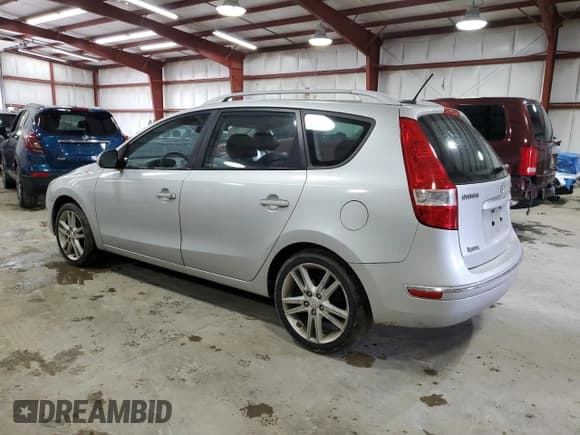 ✅ 2011 Hyundai Elantra SE • VIN: KMHDC8AE1BU096567 • Lot: 86274065. Listed on Copart with 63,156 mi. Free auction sales archive from the USA and detailed vehicle history report at DreamBid. Image 2.