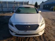 ✅ 2015 Hyundai Sonata SE • VIN: 5NPE24AF3FH194500 • Лот: 72109782. Опубликован ранее на Copart с пробегом 130 285 миль. Бесплатный доступ к архиву аукционных продаж из США и подробный отчёт об истории автомобиля на DreamBid. Изображение 5.