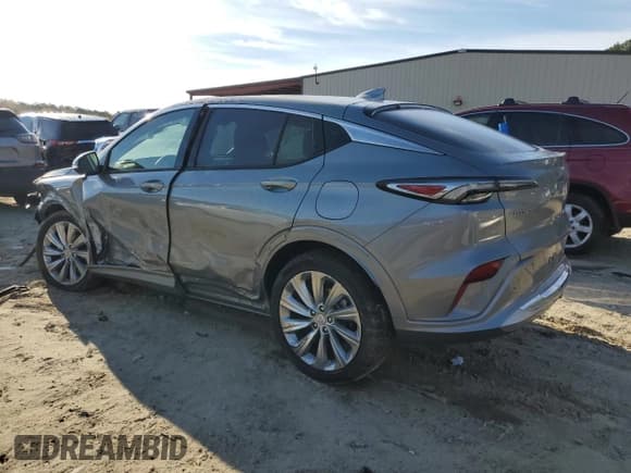 ✅ 2025 Buick Envista Avenir • VIN: KL47LCEP2SB137083 • Lot: 92500145. Wystawiony na Copart z przebiegiem 14 247 mil. Bezpłatny archiwum sprzedaży aukcyjnych z USA i szczegółowy raport historii pojazdu na DreamBid. Zdjęcie 2.