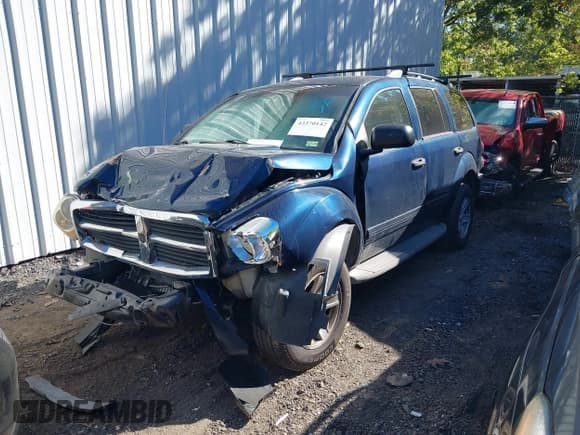 ✅ 2005 Dodge Durango SLT • VIN: 1D4HB48N75F553353 • Лот: 43370142. Опубликован ранее на IAAI с пробегом 171 244 миль. Бесплатный доступ к архиву аукционных продаж из США и подробный отчёт об истории автомобиля на DreamBid. Изображение 2.