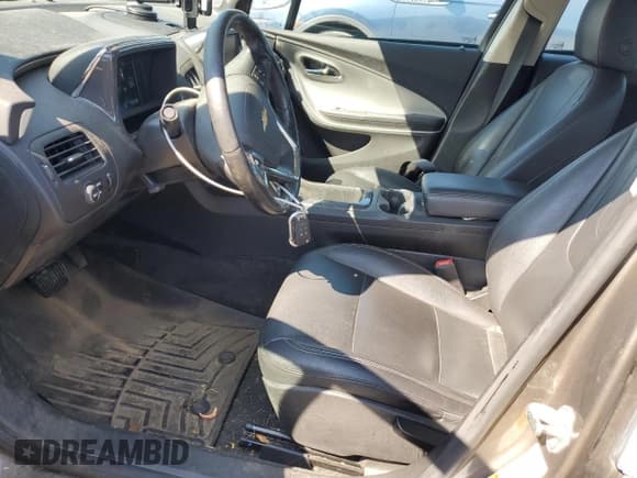 ✅ 2015 Chevrolet Volt • VIN: 1G1RB6E48FU107811 • Lot: 71716274. Wystawiony na Copart z przebiegiem 125 252 mil. Bezpłatny archiwum sprzedaży aukcyjnych z USA i szczegółowy raport historii pojazdu na DreamBid. Zdjęcie 7.