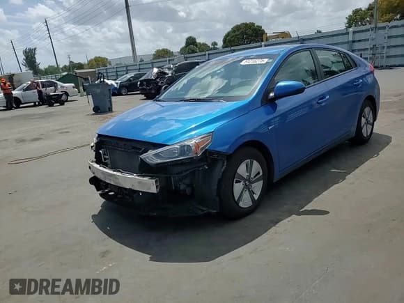 ✅ 2017 Hyundai Ioniq Blue • VIN: KMHC65LC9HU045551 • Lot: 51216275. Wystawiony na Copart z przebiegiem 105 979 mil. Bezpłatny archiwum sprzedaży aukcyjnych z USA i szczegółowy raport historii pojazdu na DreamBid. Zdjęcie 12.