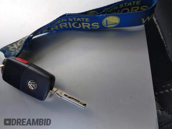 ✅ 2010 Volkswagen Jetta Limited Edition • VIN: 3VWRZ7AJ6AM163552 • Lot: 42540534. Listed on IAAI with 205,796 mi. Free auction sales archive from the USA and detailed vehicle history report at DreamBid. Image 11.