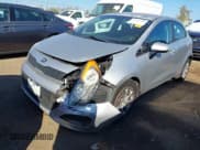 ✅ 2015 Kia Rio LX • VIN: KNADM5A3XF6459647 • Лот: 43451186. Опубликован ранее на IAAI с пробегом 133 040 миль. Бесплатный доступ к архиву аукционных продаж из США и подробный отчёт об истории автомобиля на DreamBid. Изображение 2.