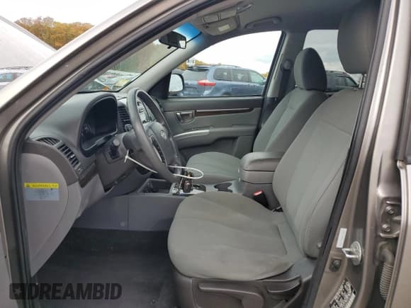 ✅ 2012 Hyundai Santa Fe GLS • VIN: 5XYZGDAB6CG103707 • Lot: 86838055. Wystawiony na Copart z przebiegiem 166 522 mil. Bezpłatny archiwum sprzedaży aukcyjnych z USA i szczegółowy raport historii pojazdu na DreamBid. Zdjęcie 7.