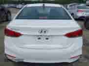 2020 Hyundai Accent SE z VIN 3KPC24A6XLE111619, wystawiony jako IAAI lot #42849017 z przebiegiem 60 288 mil mil oraz . Historia ofert i sprzedaży dostępna na DreamBid. Obrazek 16.