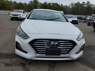 ✅ 2018 Hyundai Sonata SE • VIN: 5NPE24AFXJH716189 • Lot: 38557333. Listed on Copart with 171,216 mi. Free auction sales archive from the USA and detailed vehicle history report at DreamBid. Image 5.